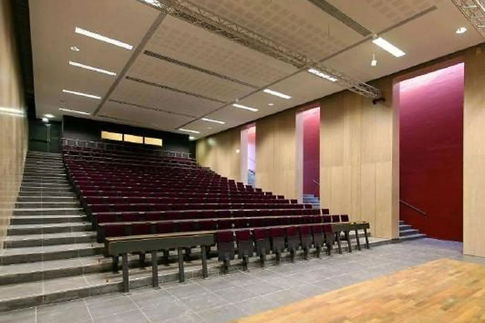 Lieux événementiels, CAMPUS SAINT-JEAN D'ANGÉLY