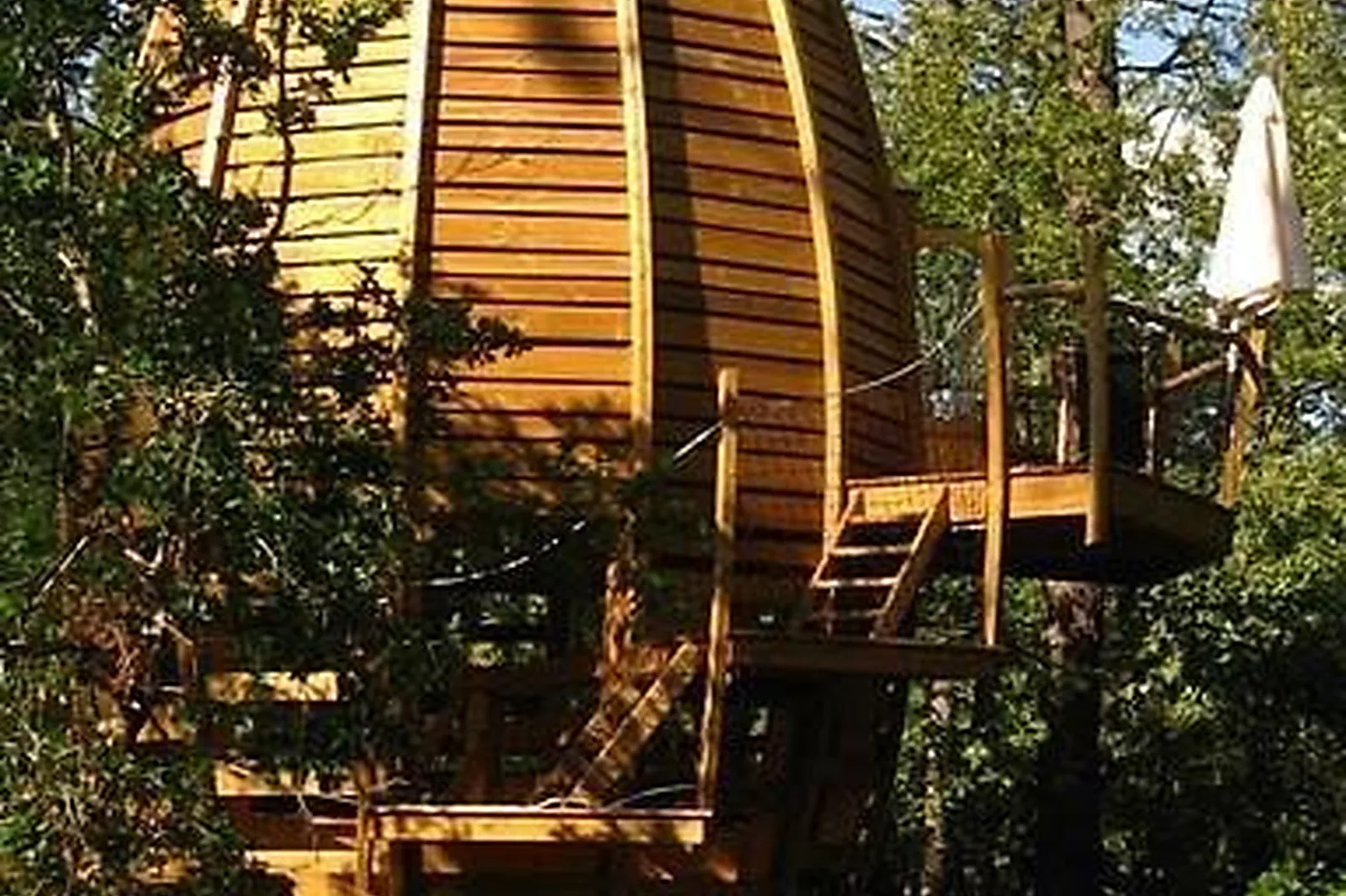 Lieux événementiels, CAP'CABANE