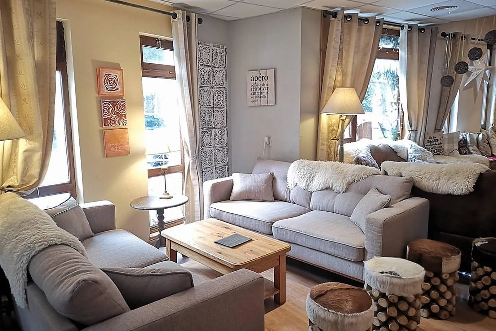 Lieux événementiels, CAP FRANCE - DOMAINE DE L'ADOUX