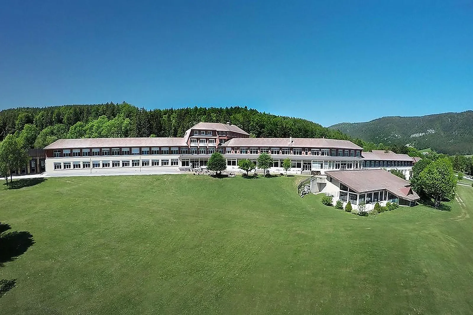 Lieux événementiels, CAP FRANCE - L'ESCANDILLE