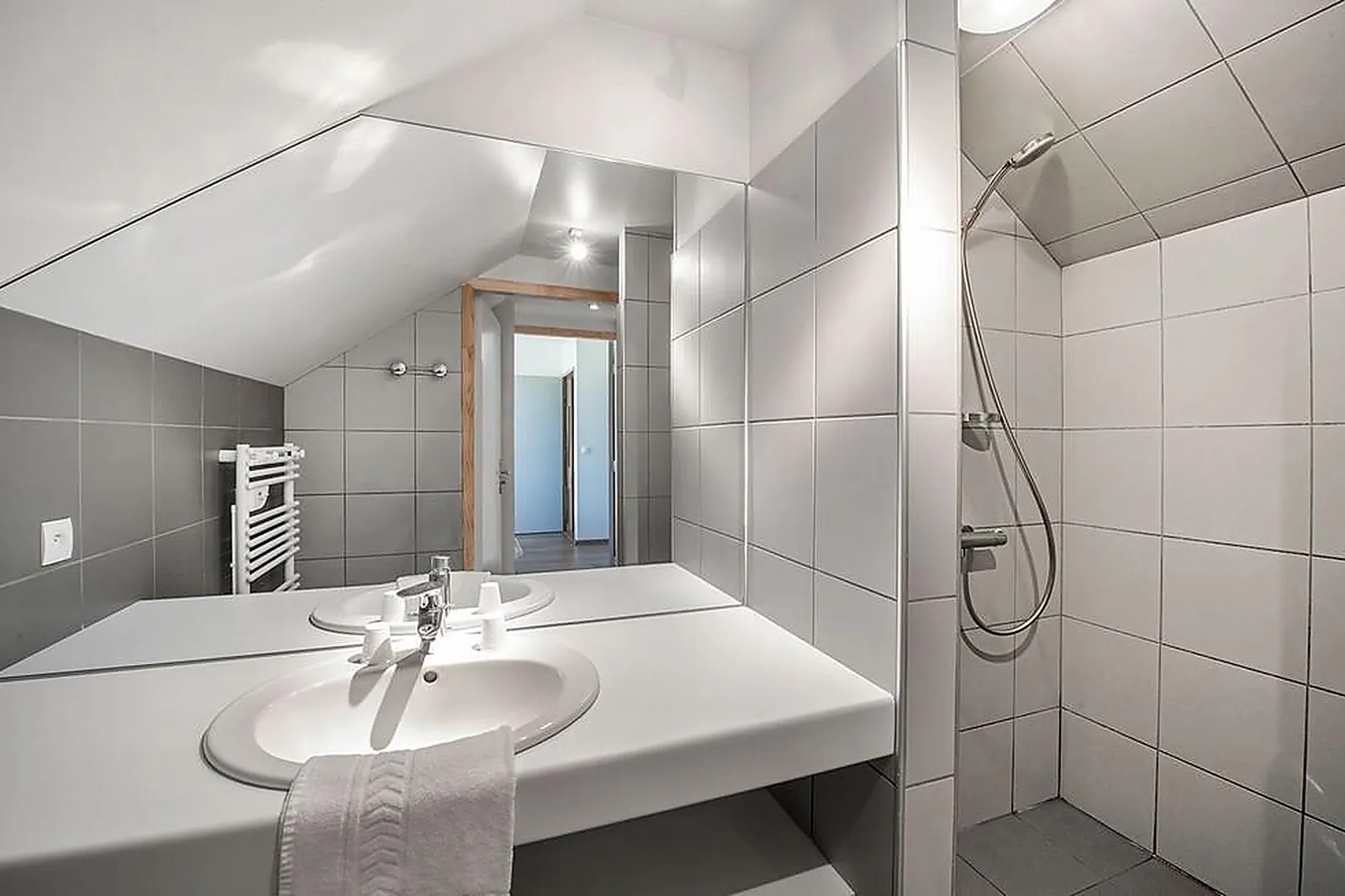 Lieux événementiels, CAP FRANCE - L'ESCANDILLE