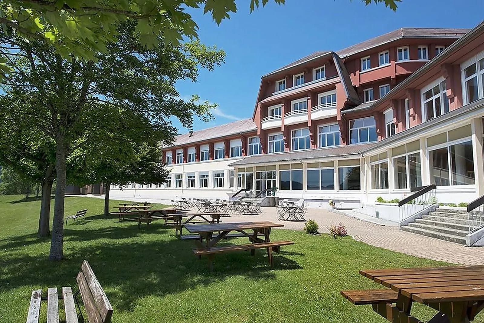 Lieux événementiels, CAP FRANCE - L'ESCANDILLE