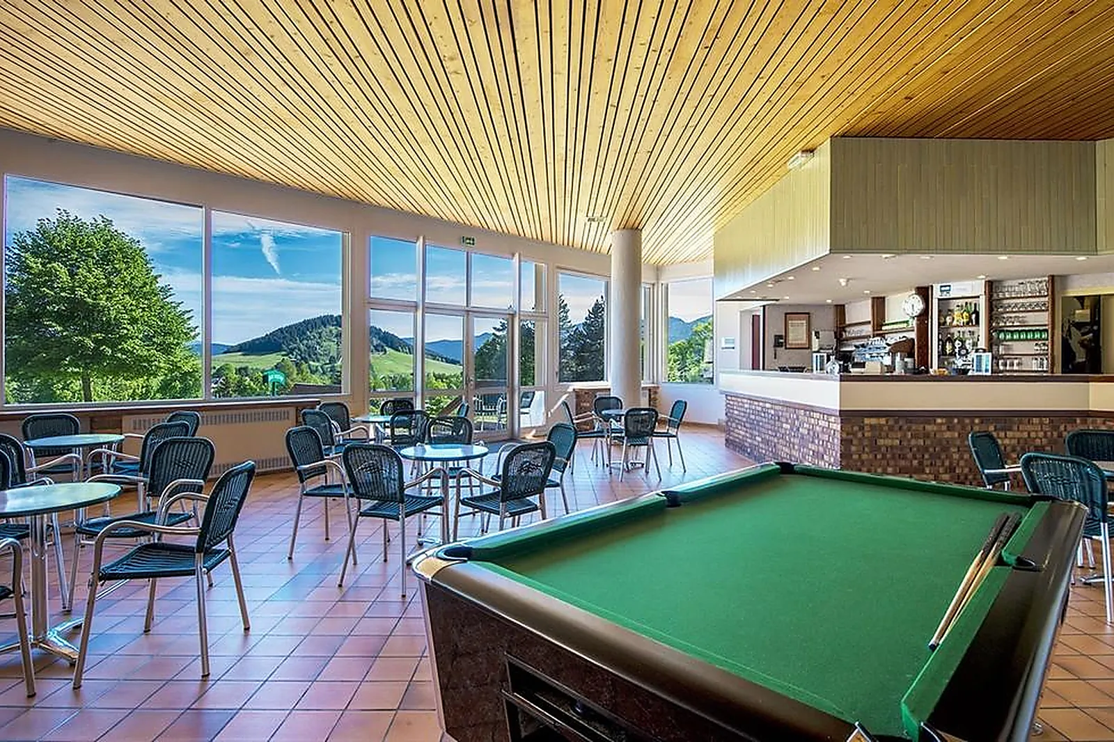 Lieux événementiels, CAP FRANCE - L'ESCANDILLE