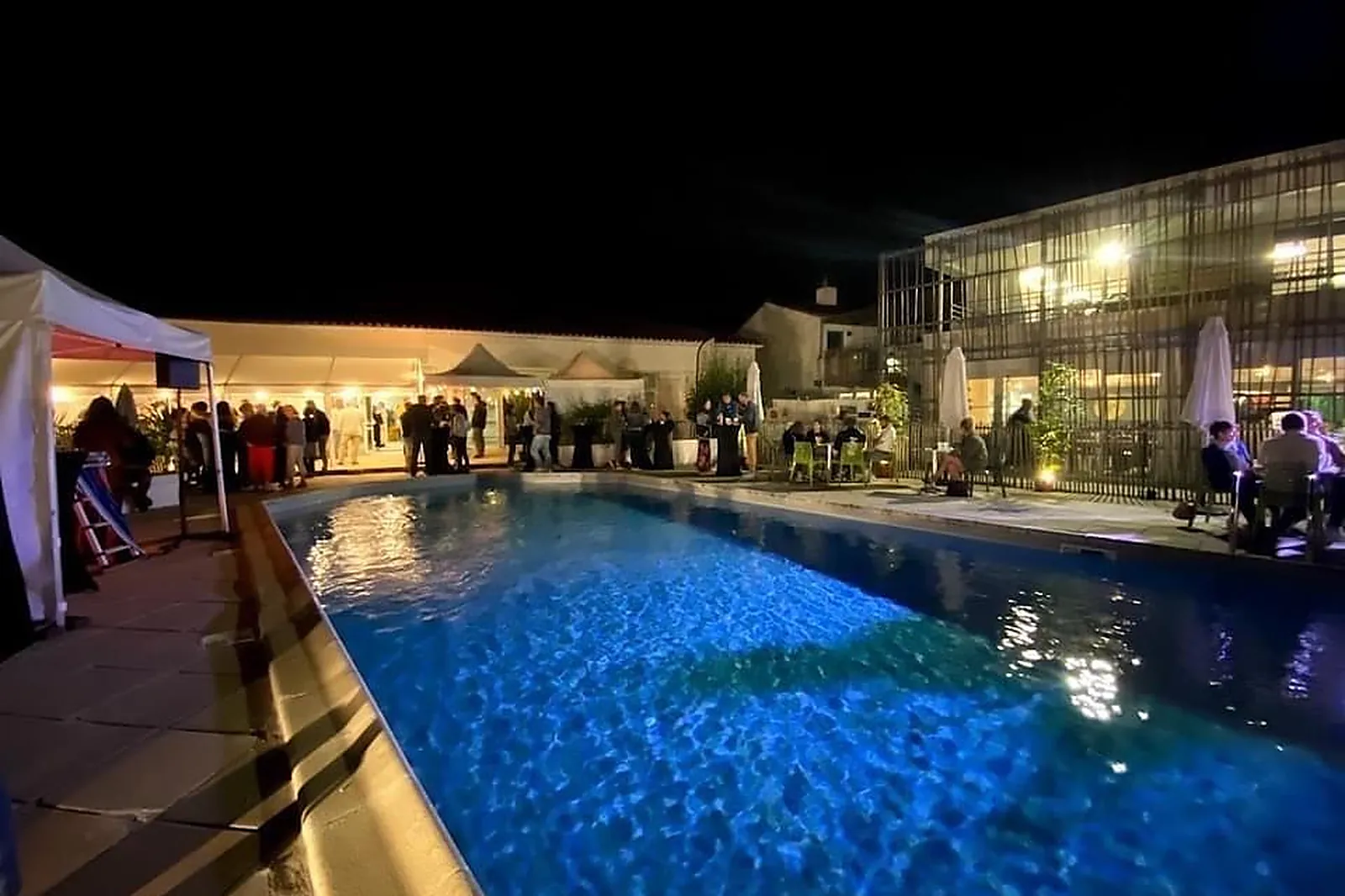 Lieux événementiels, CAP FRANCE - LA RIVIÈRE