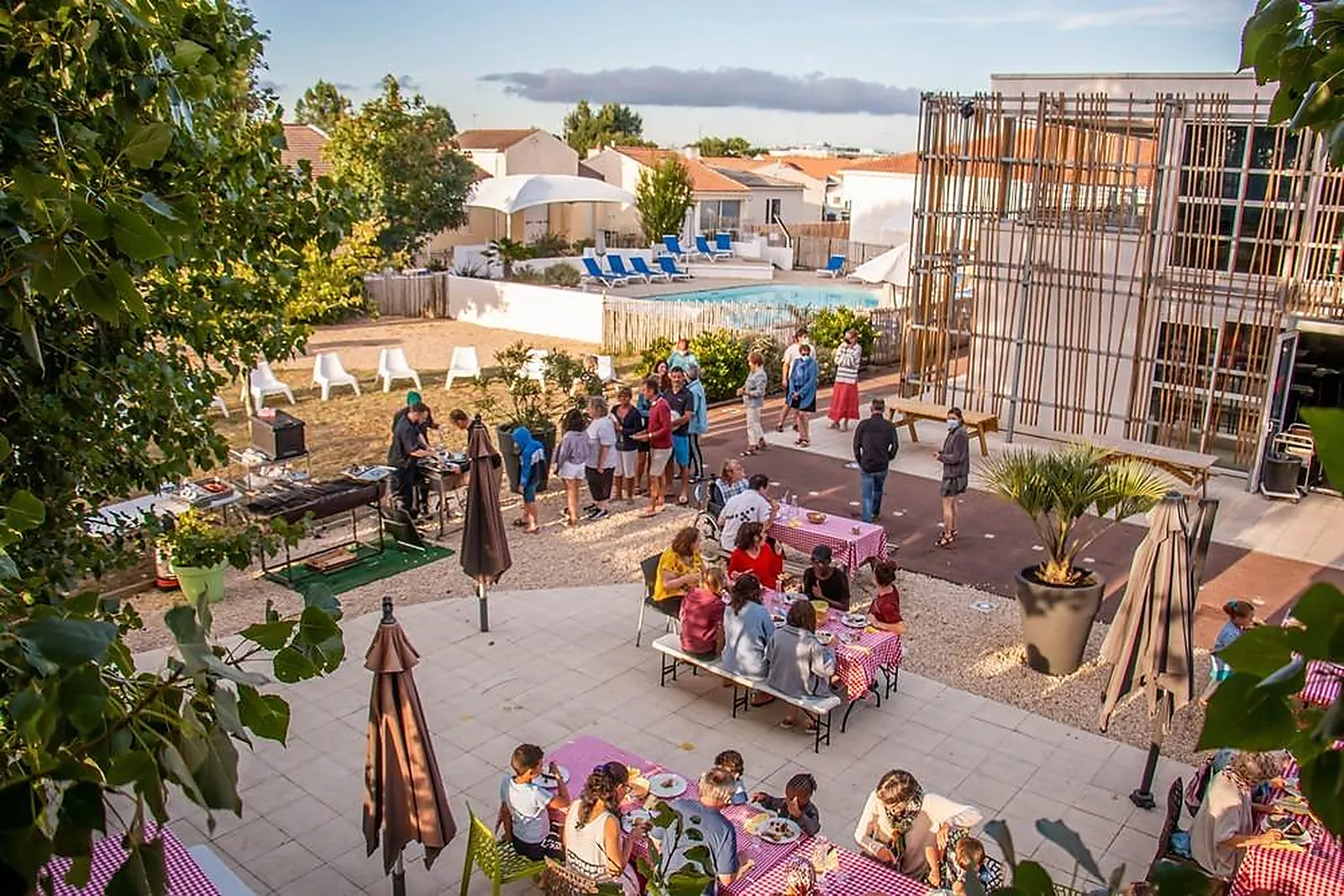 Lieux événementiels, CAP FRANCE - LA RIVIÈRE