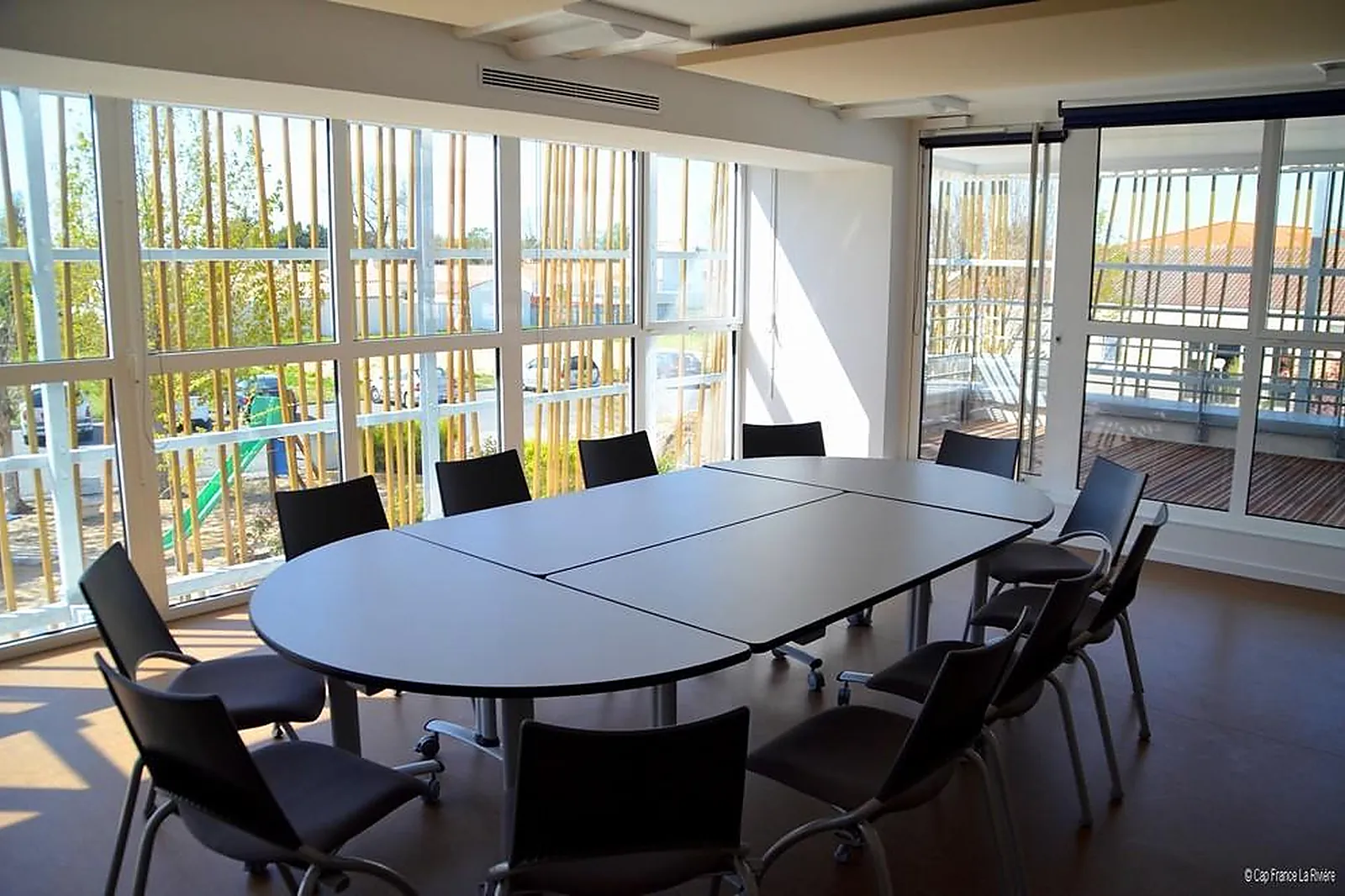 Lieux événementiels, CAP FRANCE - LA RIVIÈRE