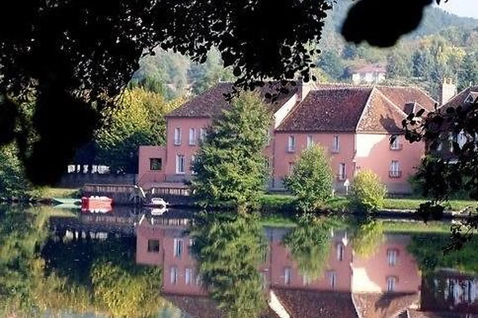 Lieux événementiels, CAP FRANCE - LA VALLÉE DE L'YONNE