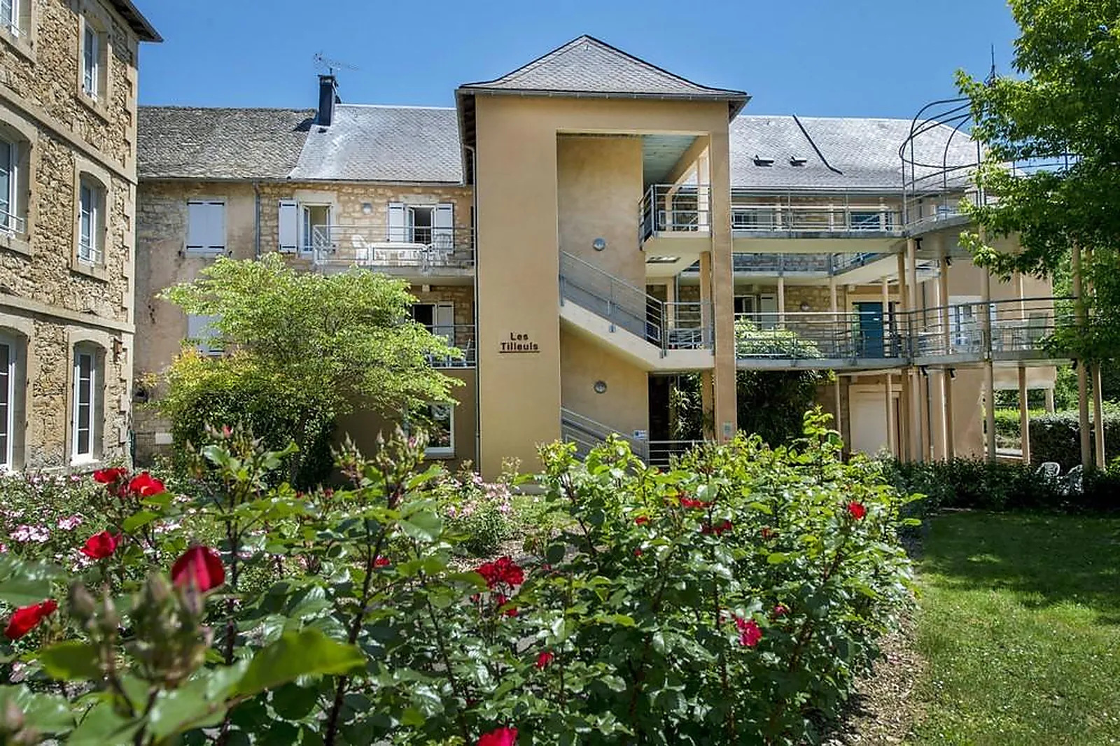 Lieux événementiels, CAP FRANCE - OUSTAL PONT-LES-BAINS