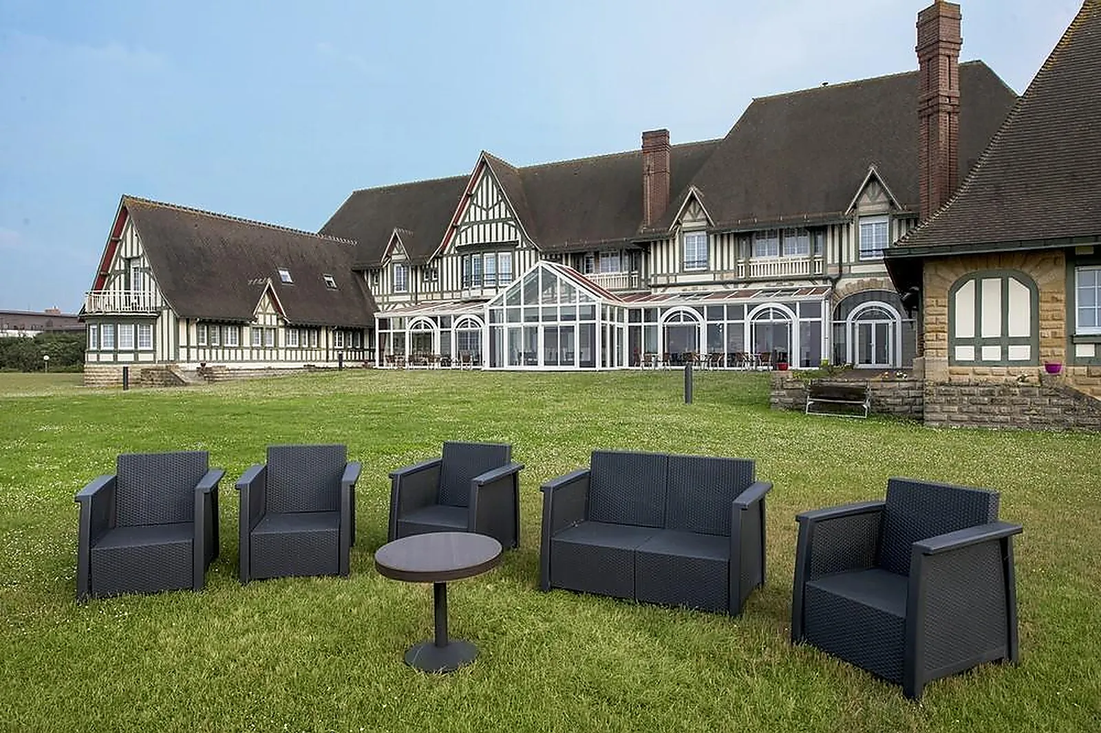 Lieux événementiels, CAP FRANCE - SWEET HOME