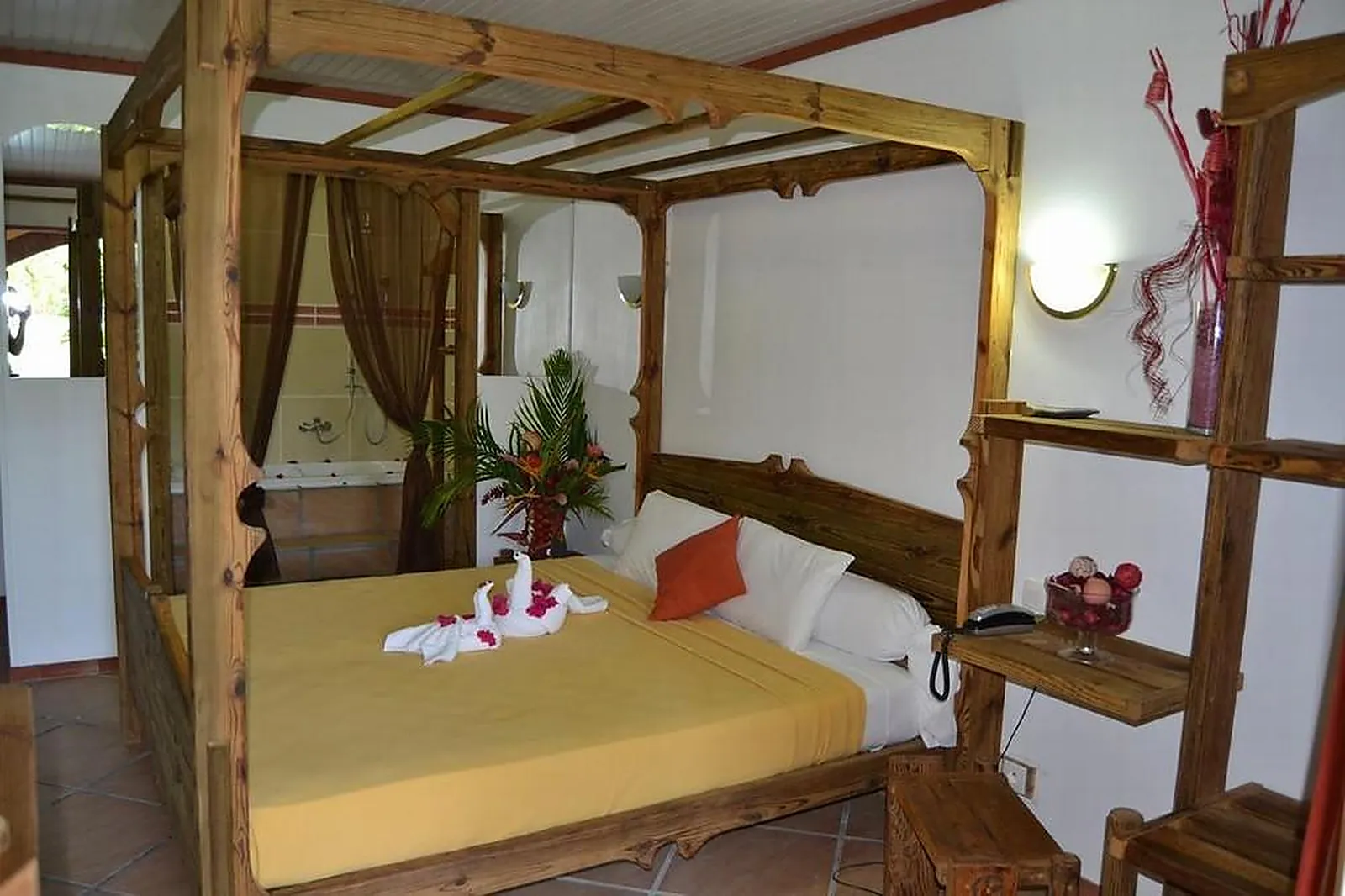 Lieux événementiels, CAP MACABOU HÔTEL-RESTAURANT