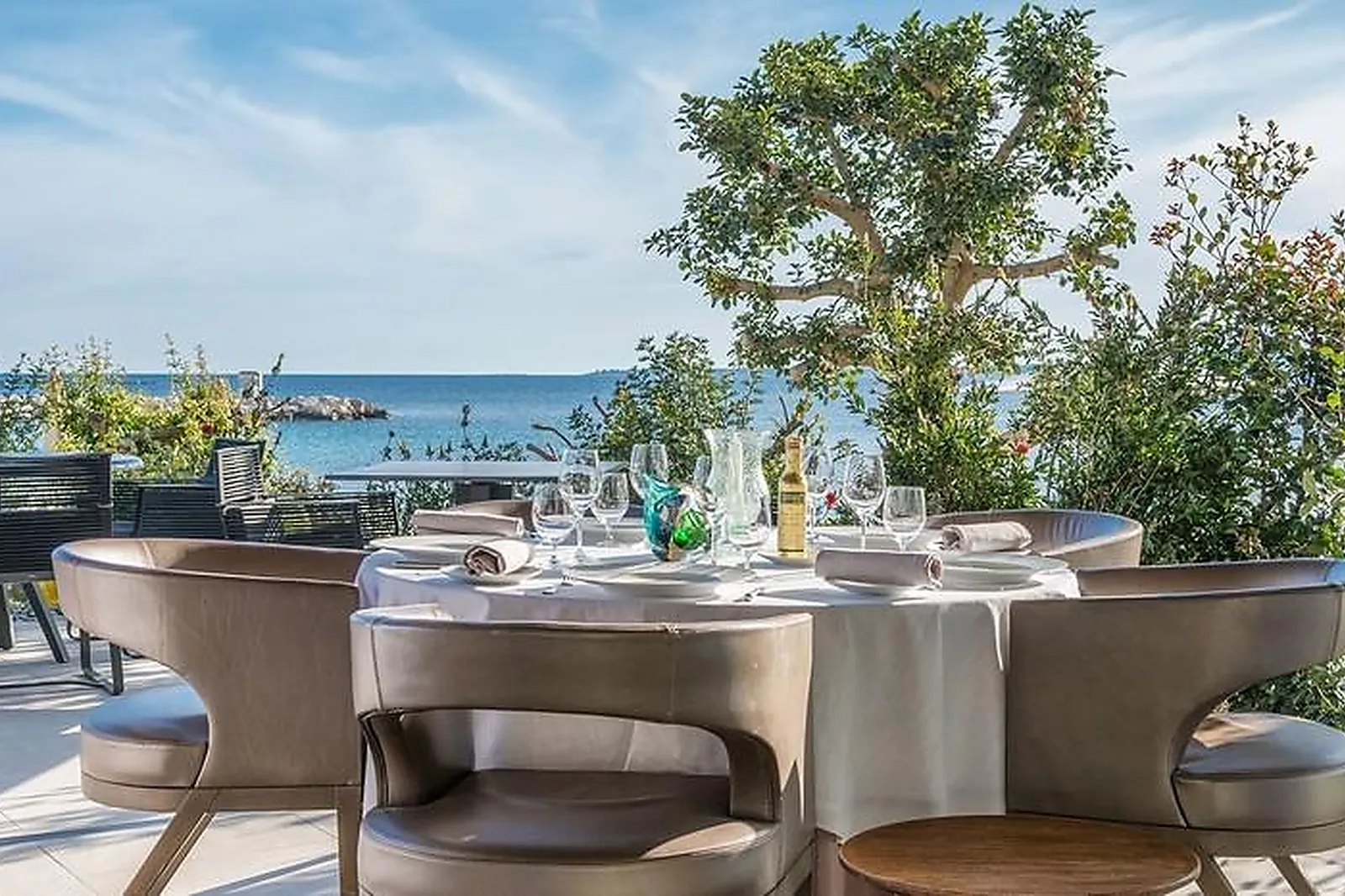 Lieux événementiels, CAP DL&RSQUO;ANTIBES BEACH HÔTEL