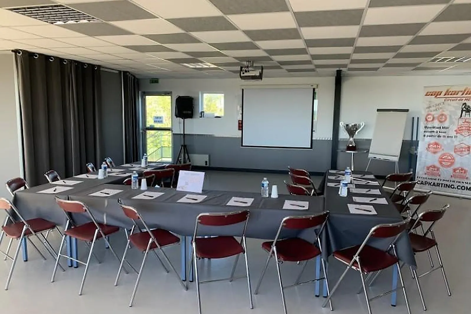 Lieux événementiels, CAP KARTING - CIRCUIT DE MER