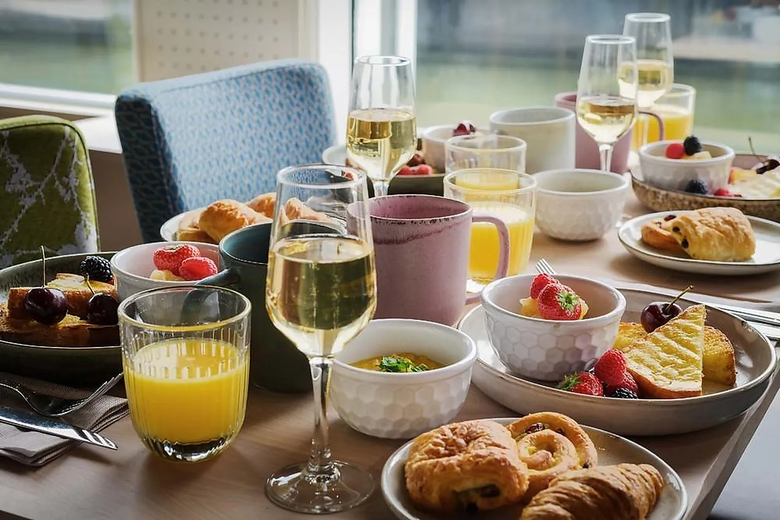 Lieux événementiels, CAPITAINE FRACASSE