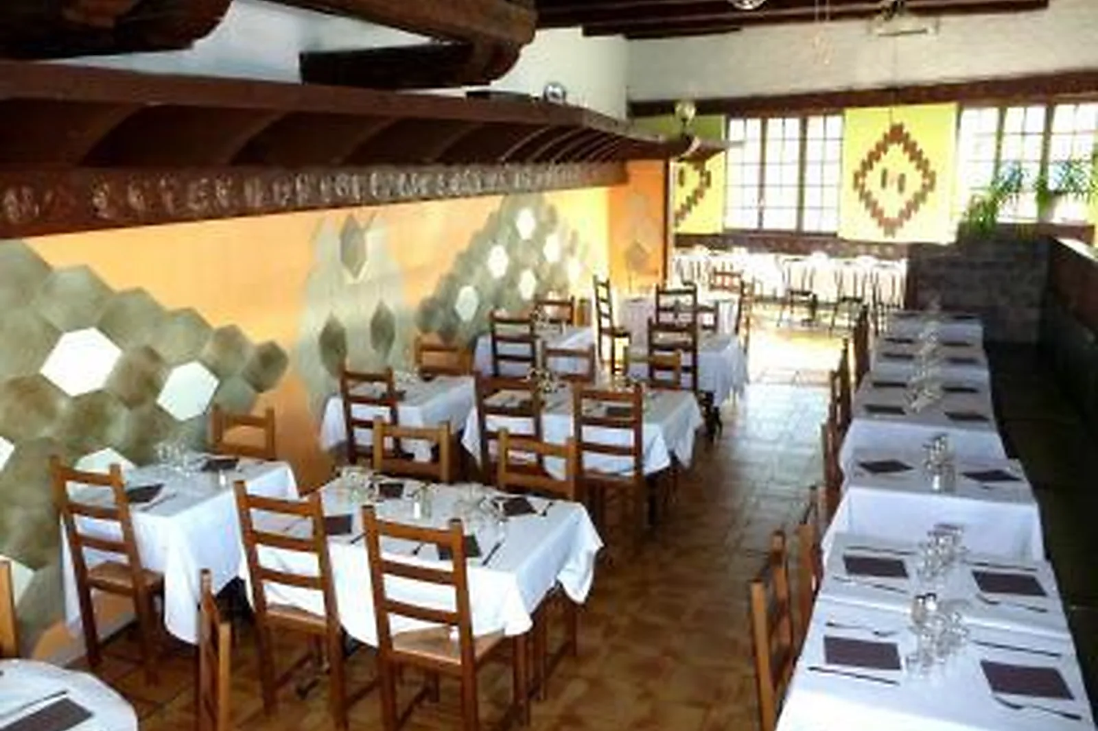 Lieux événementiels, CARIBOU