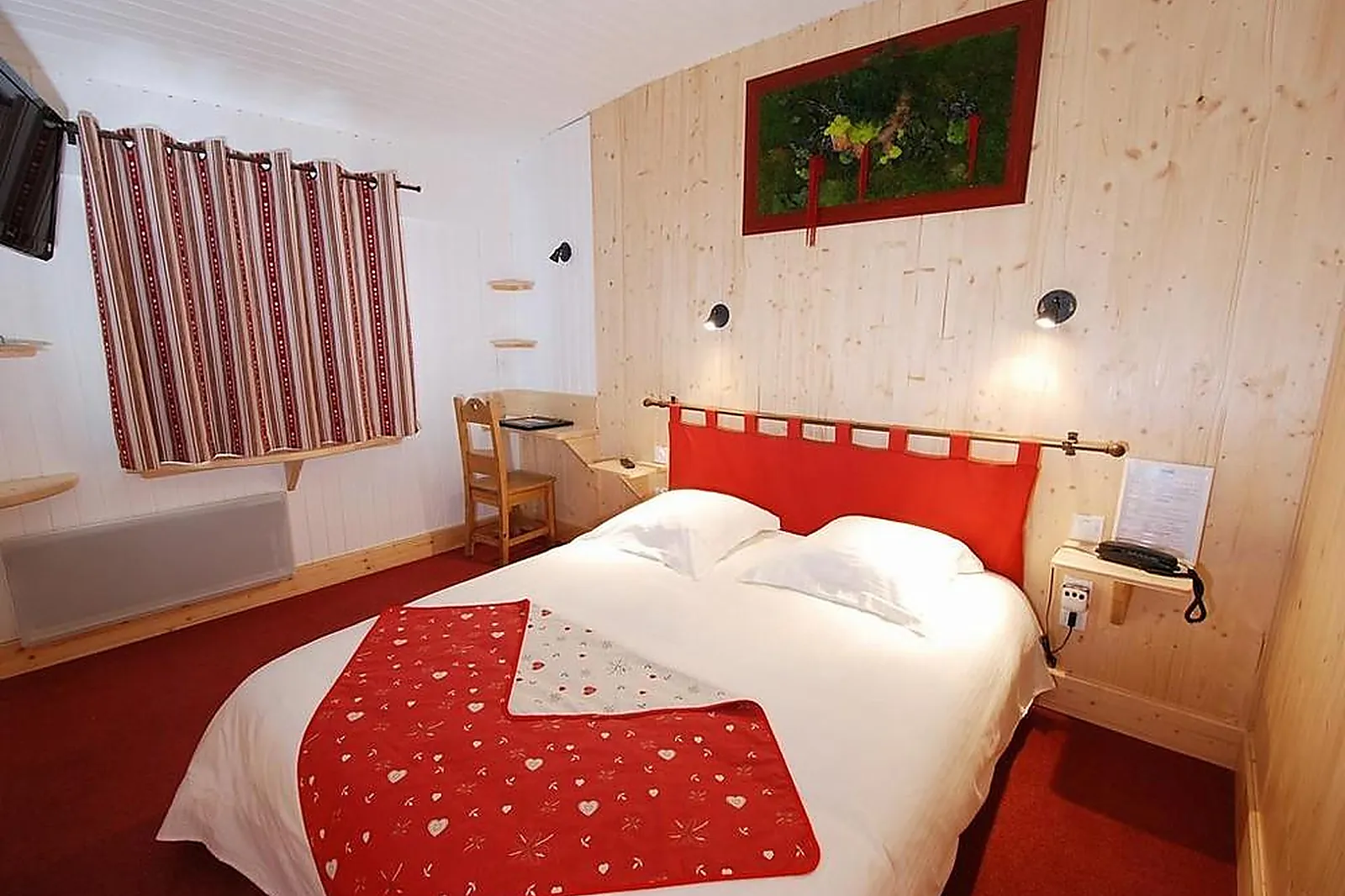 Lieux événementiels, CARLIT HOTEL