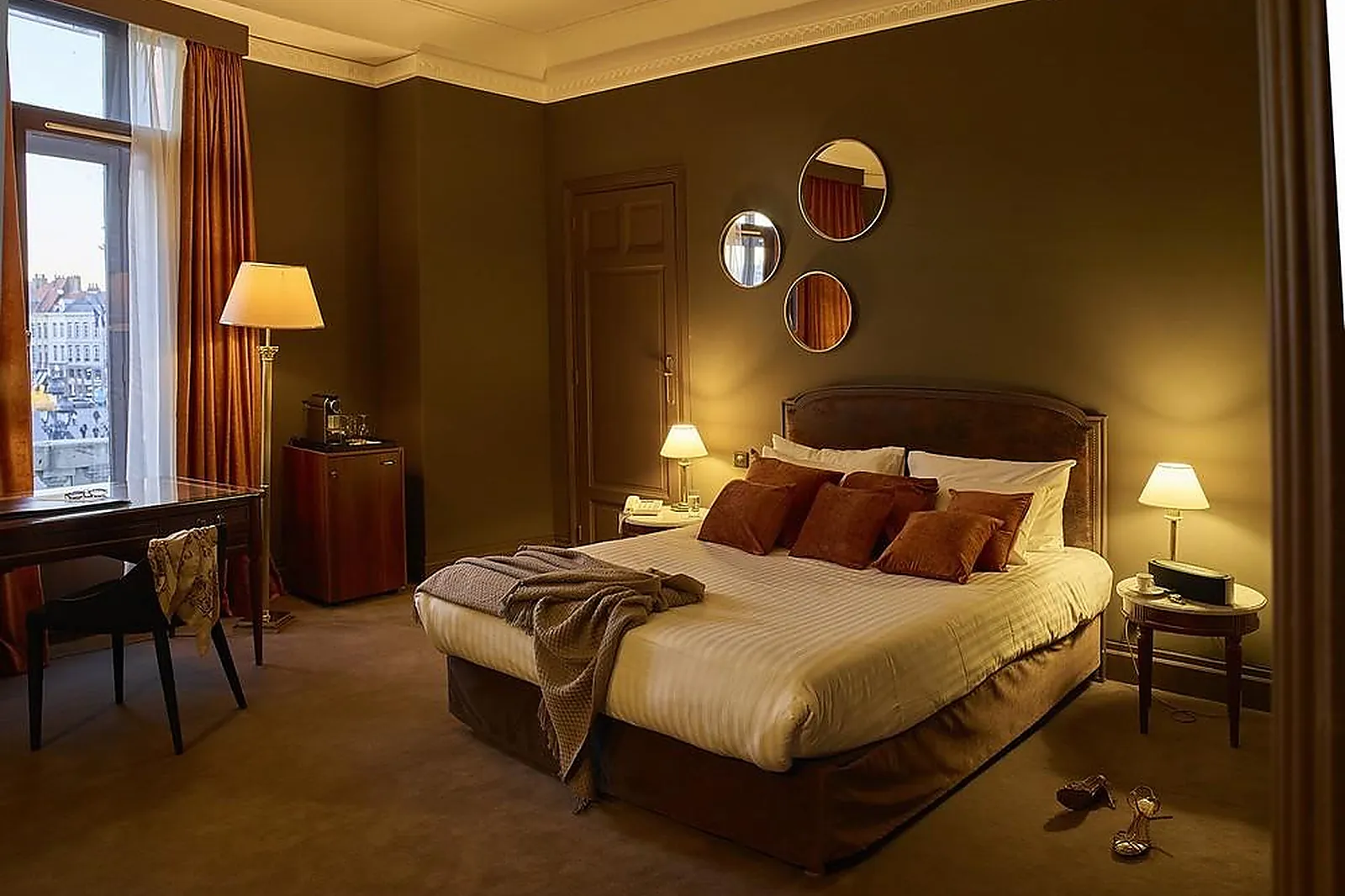 Lieux événementiels, CARLTON HOTEL