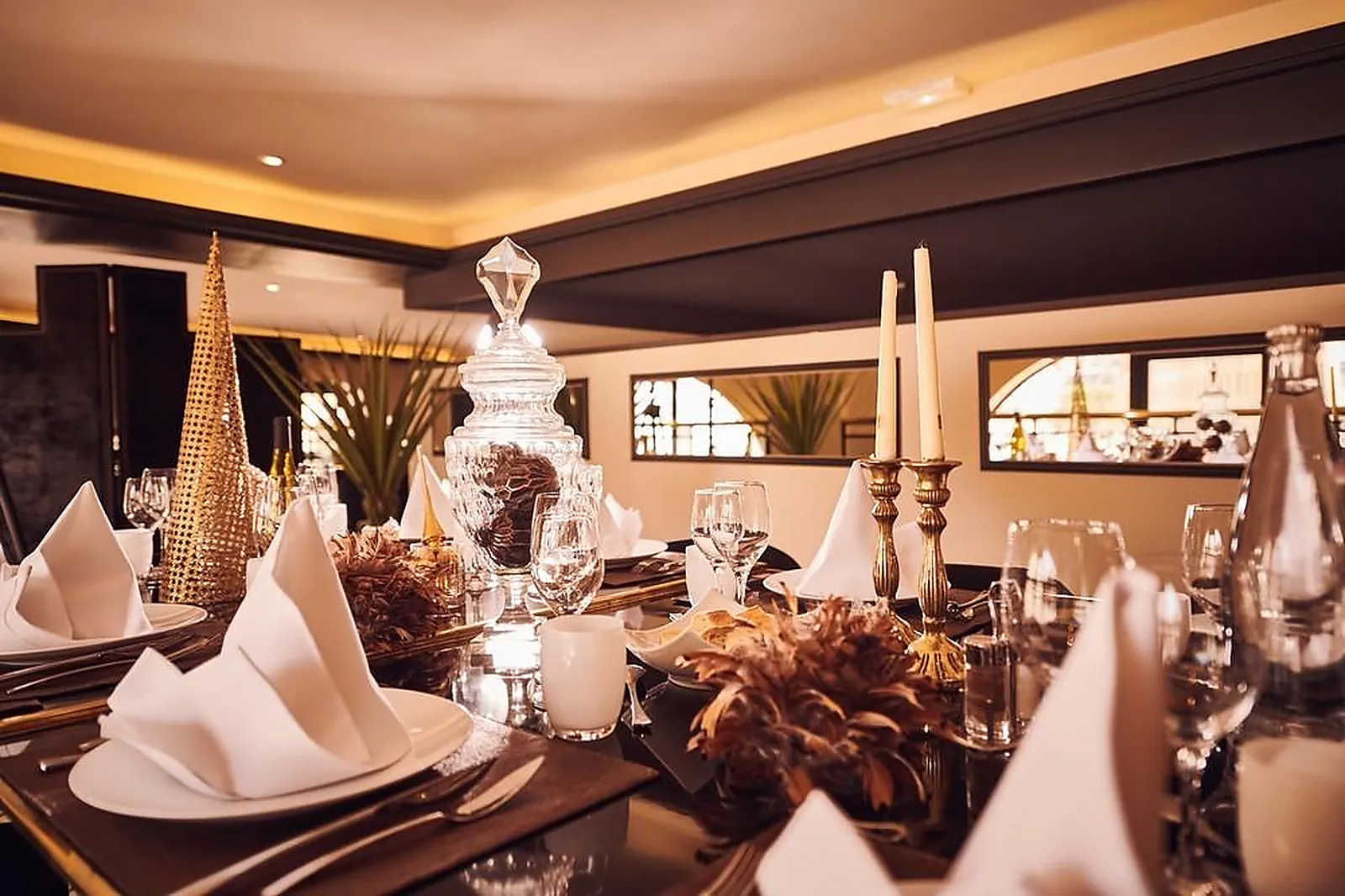 Lieux événementiels, CARLTON HOTEL