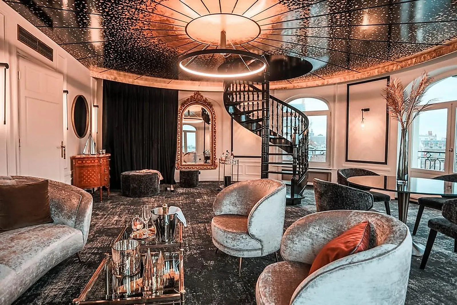 Lieux événementiels, CARLTON HOTEL