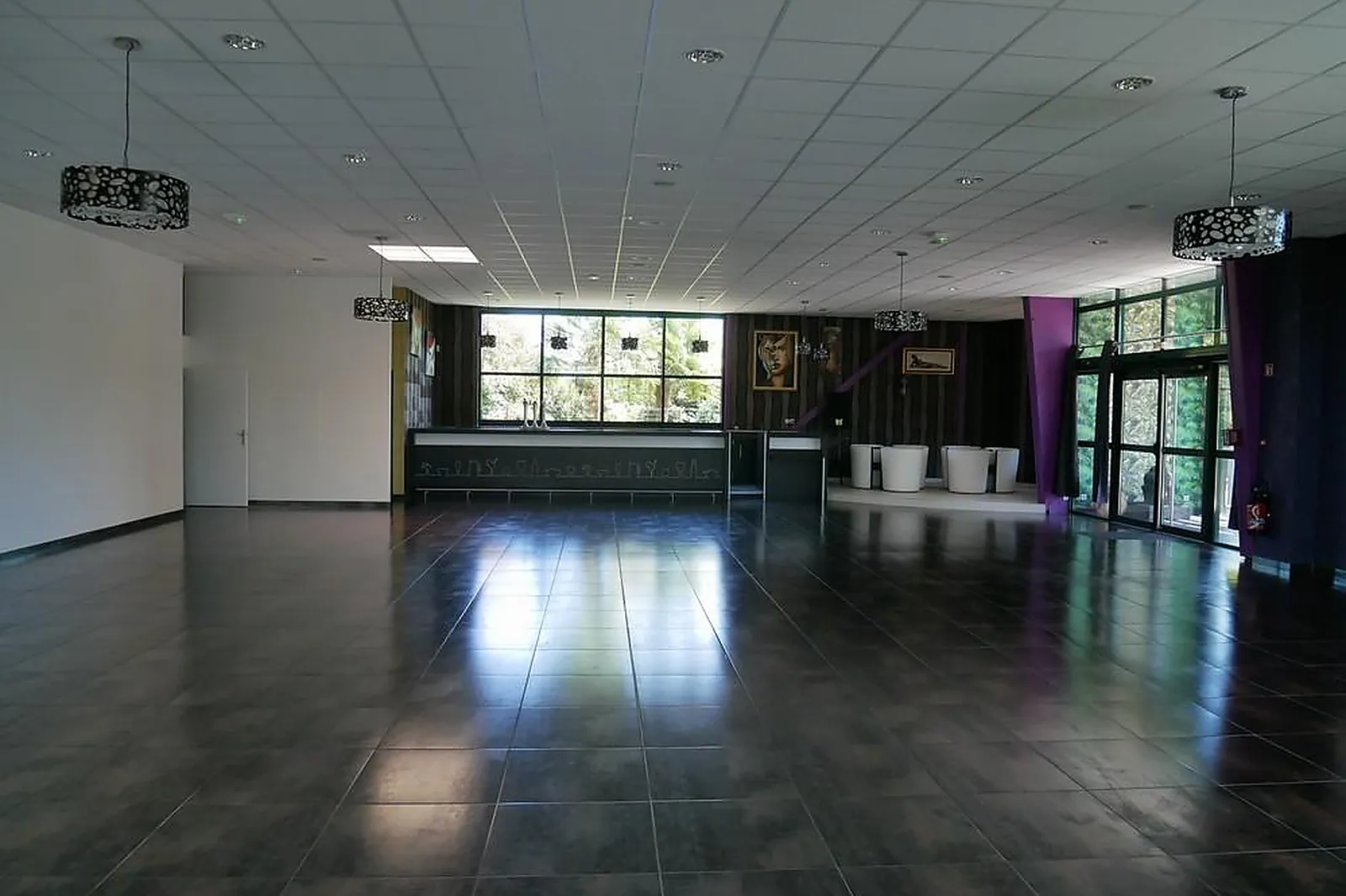 Lieux événementiels, CARRÉ OR KERVIGNAC