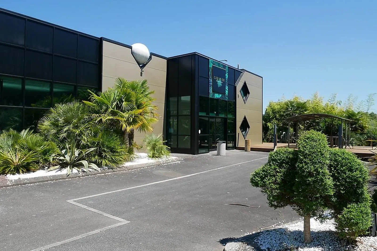 Lieux événementiels, CARRÉ OR KERVIGNAC