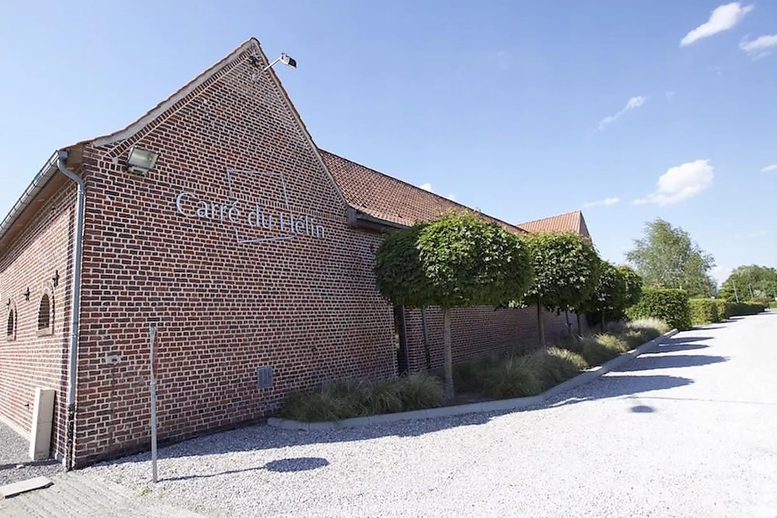 Lieux événementiels, CARRÉ DU HÉLIN