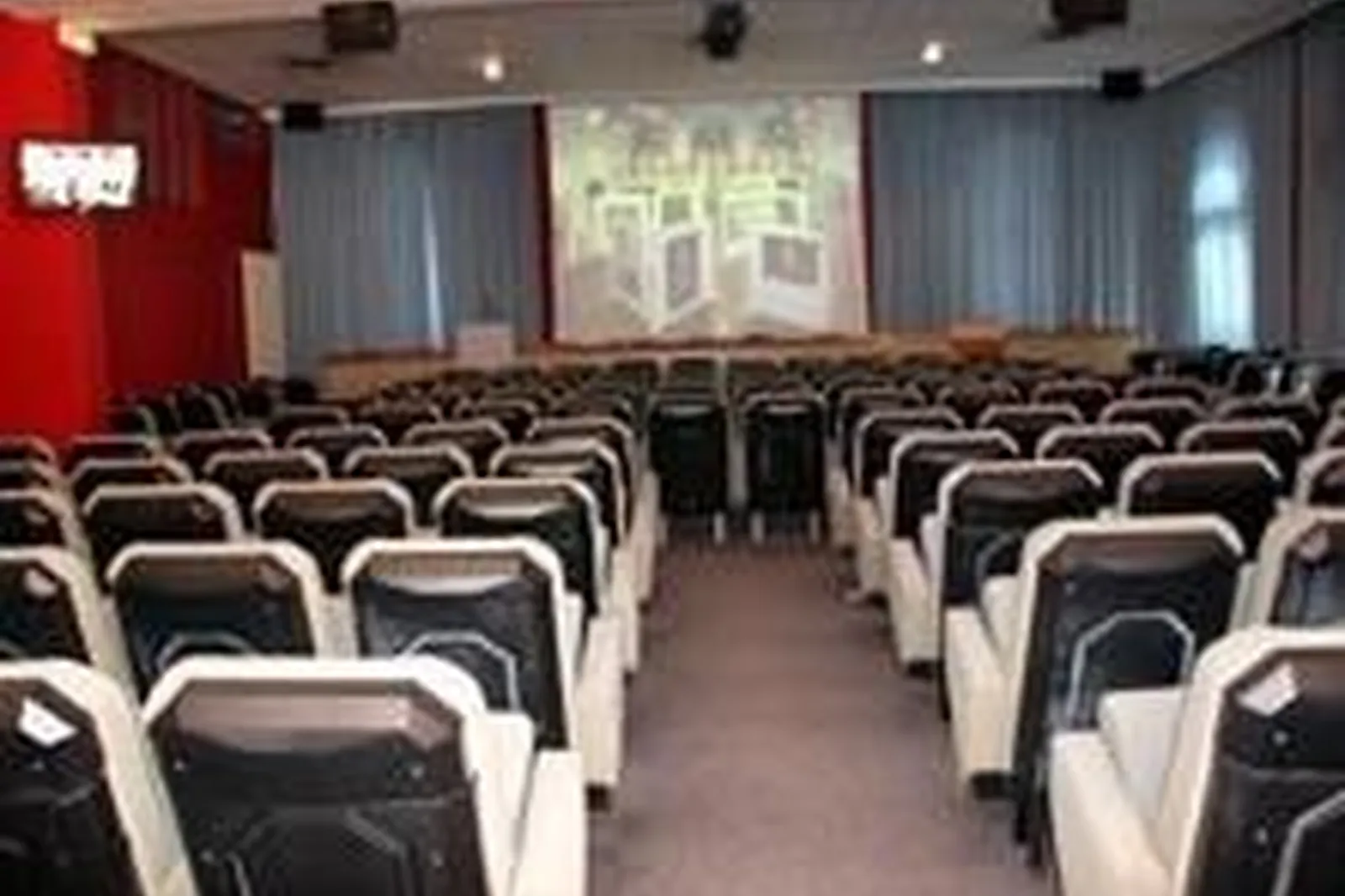 Lieux événementiels, CARREFOUR DE LA COMMUNICATION