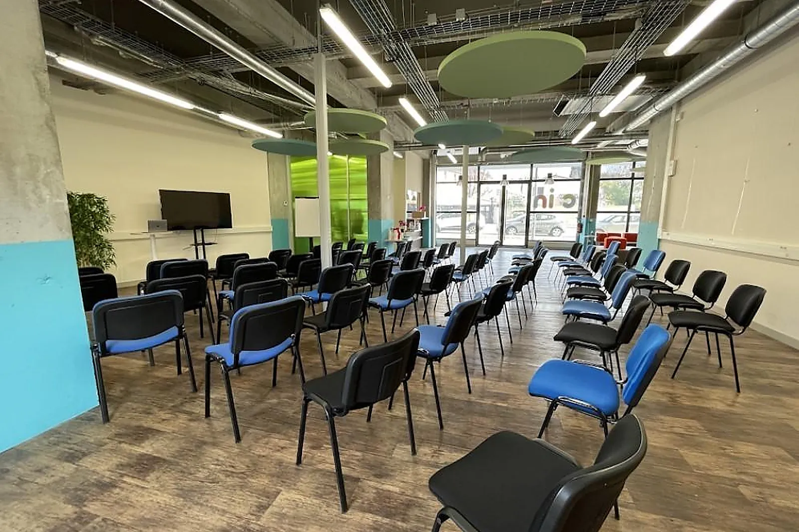 Lieux événementiels, CARREFOUR DE L'INNOVATION