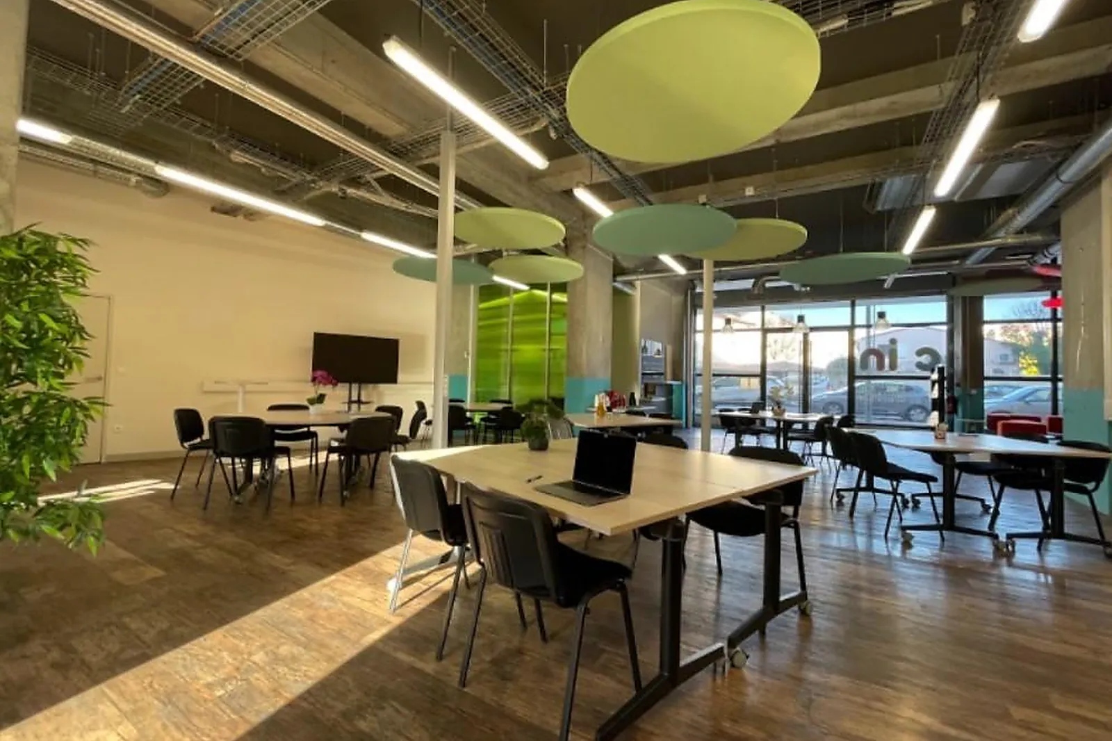 Lieux événementiels, CARREFOUR DE L'INNOVATION