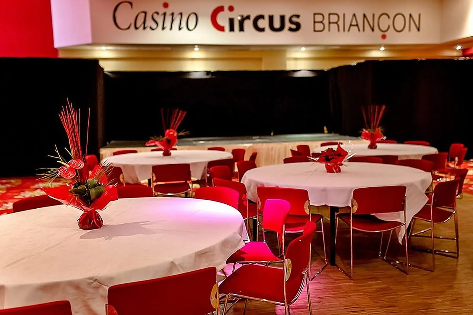 Lieux événementiels, CASINO CIRCUS DE BRIANÇON
