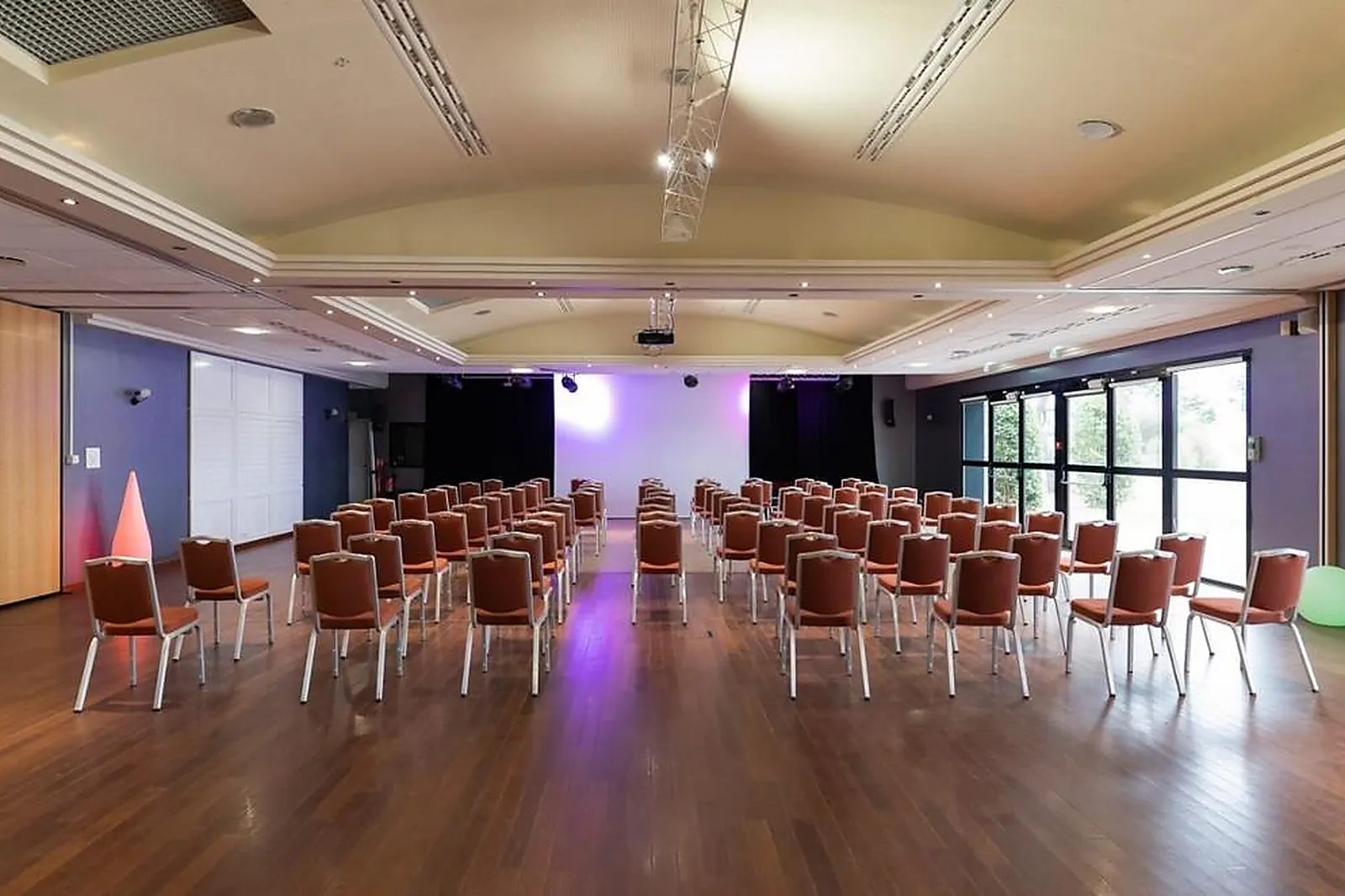 Lieux événementiels, CASINO CIRCUS DE CARNAC