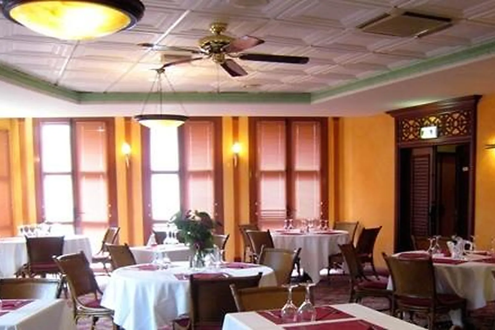 Lieux événementiels, CASINO EVAUX-LES-BAINS