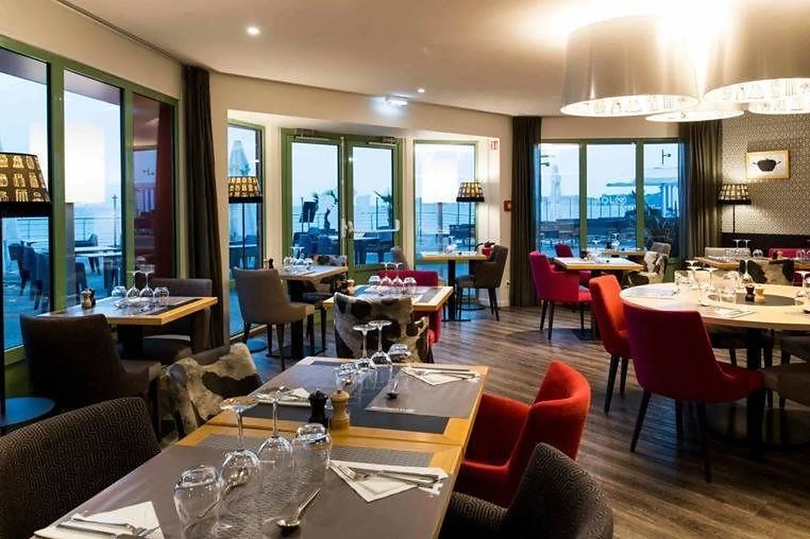 Lieux événementiels, CASINO JOA DE SAINT-PAIR-SUR-MER