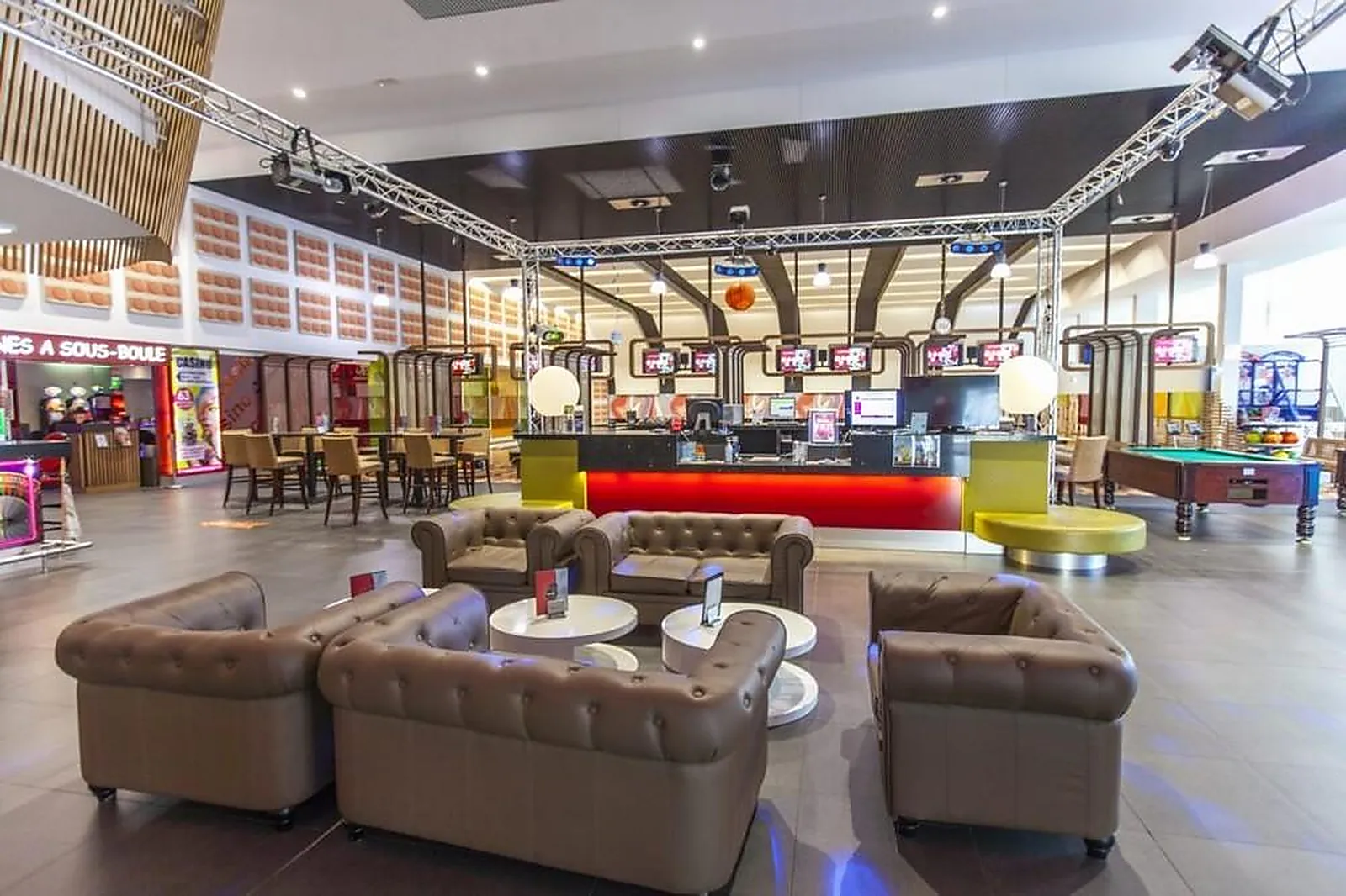 Lieux événementiels, CASINO POKER BOWL