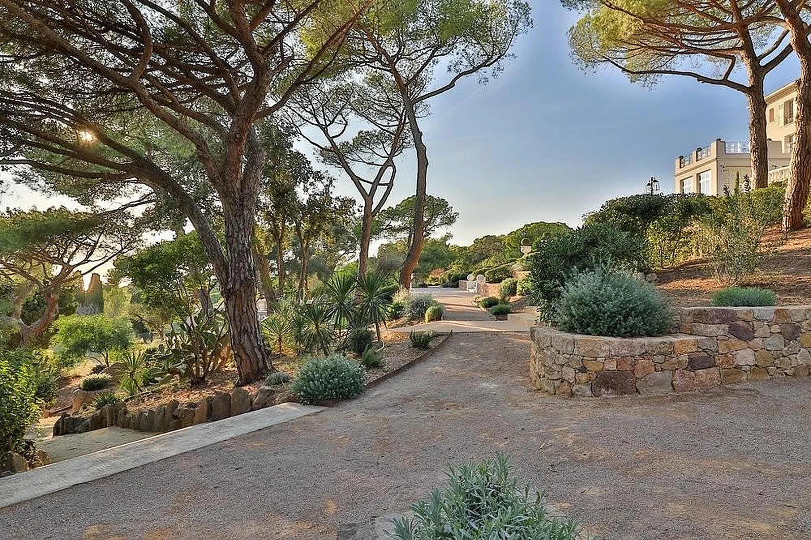 Lieux événementiels, CASTEL BAY