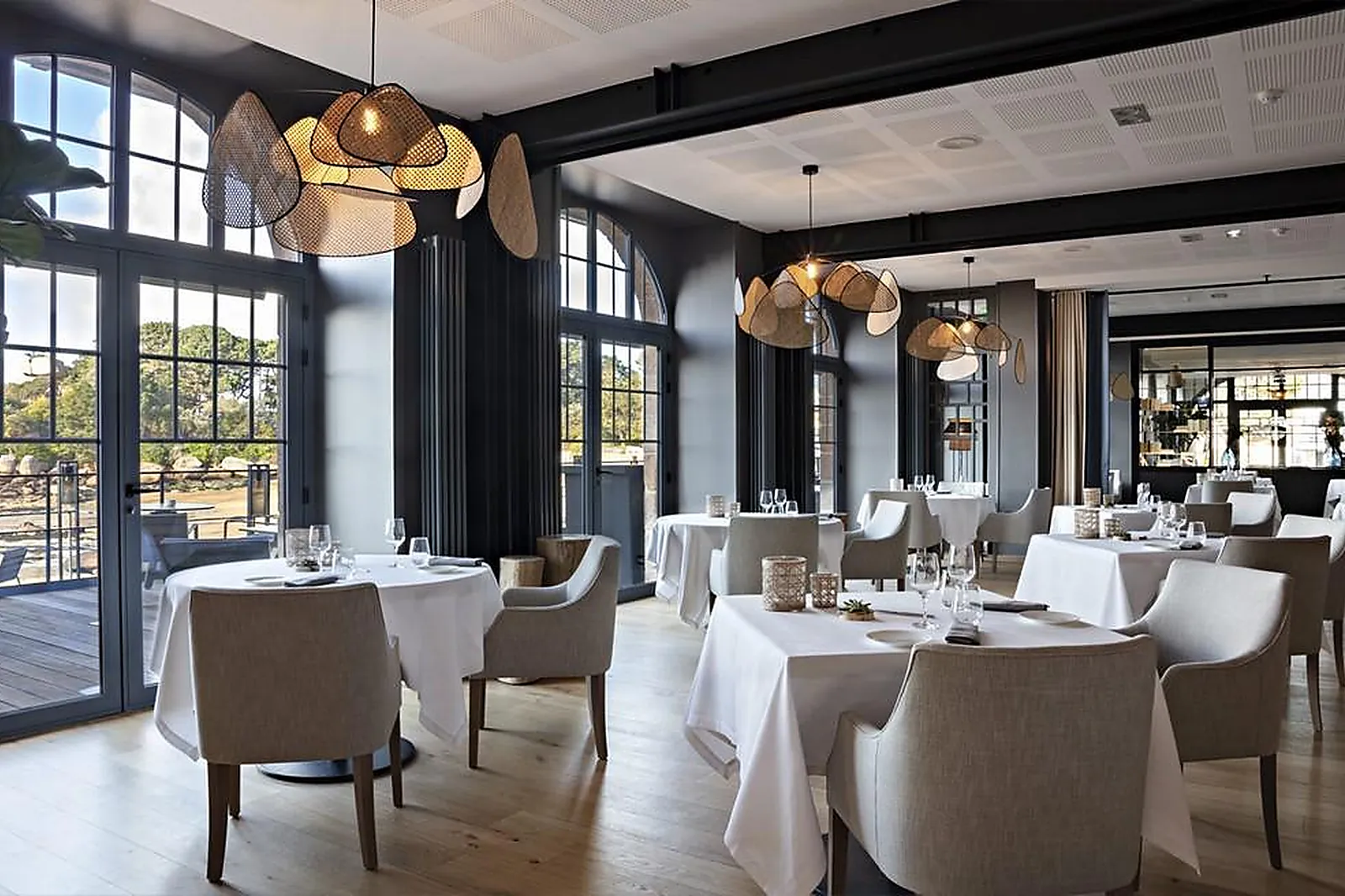 Lieux événementiels, CASTEL BEAU SITE