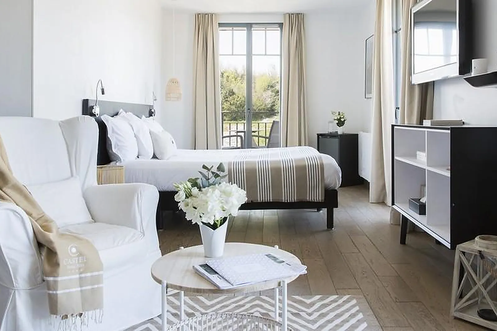 Lieux événementiels, CASTEL BEAU SITE