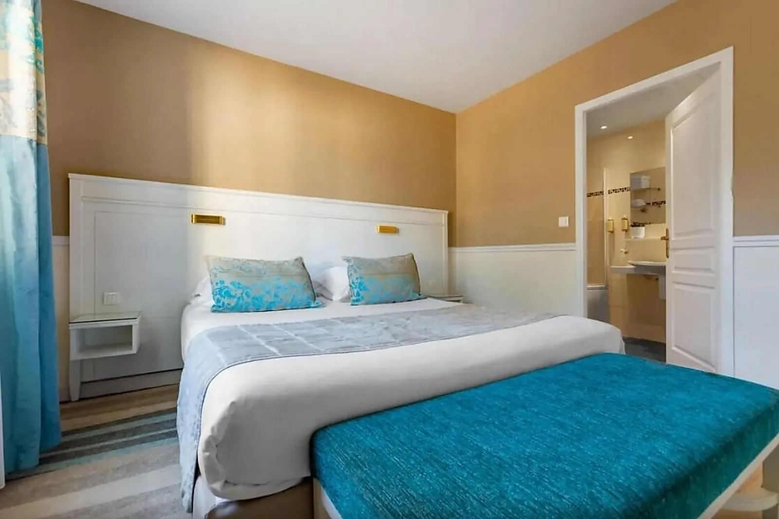 Lieux événementiels, CASTEL CLARA