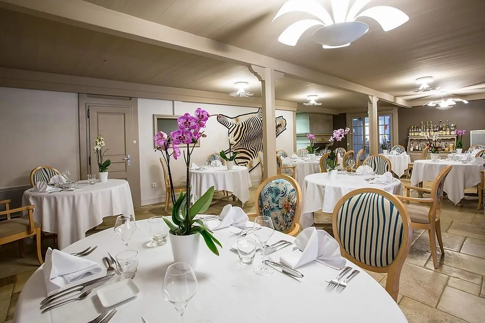 Lieux événementiels, CASTEL DAMANDRE