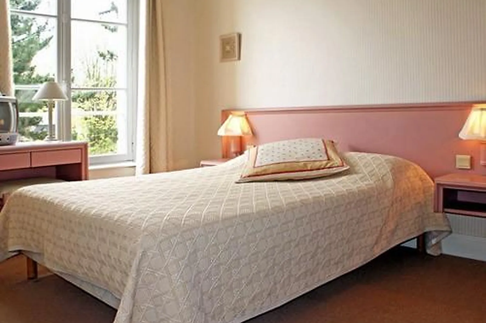 Lieux événementiels, CASTEL FLEURI