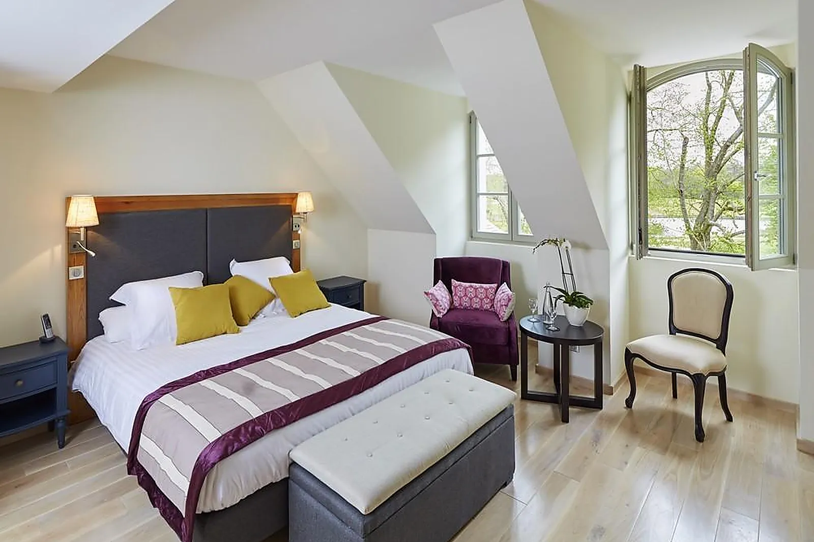 Lieux événementiels, CASTEL MAINTENON HOTEL RESTAURANT ET SPA