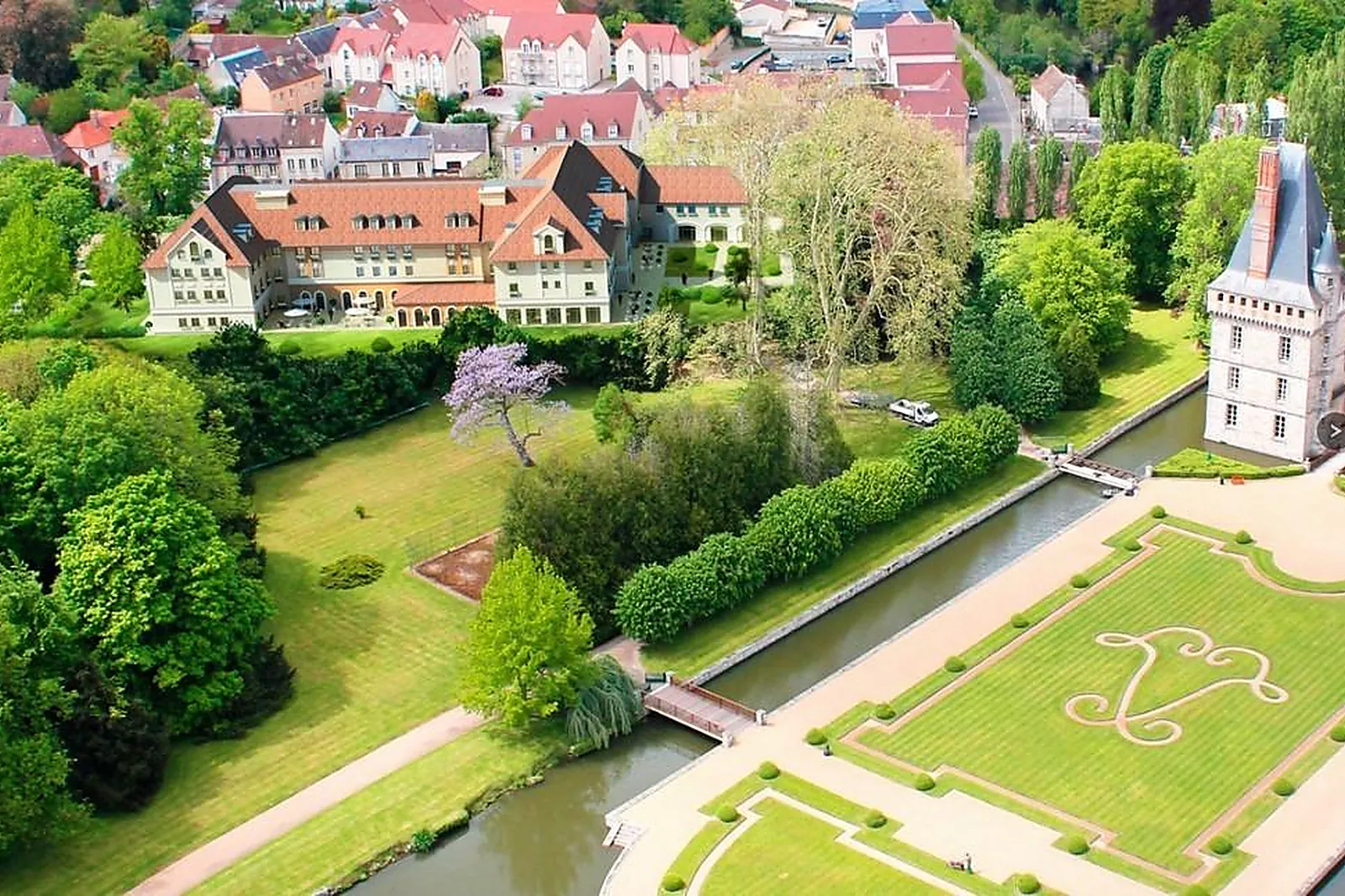 Lieux événementiels, CASTEL MAINTENON HOTEL RESTAURANT ET SPA