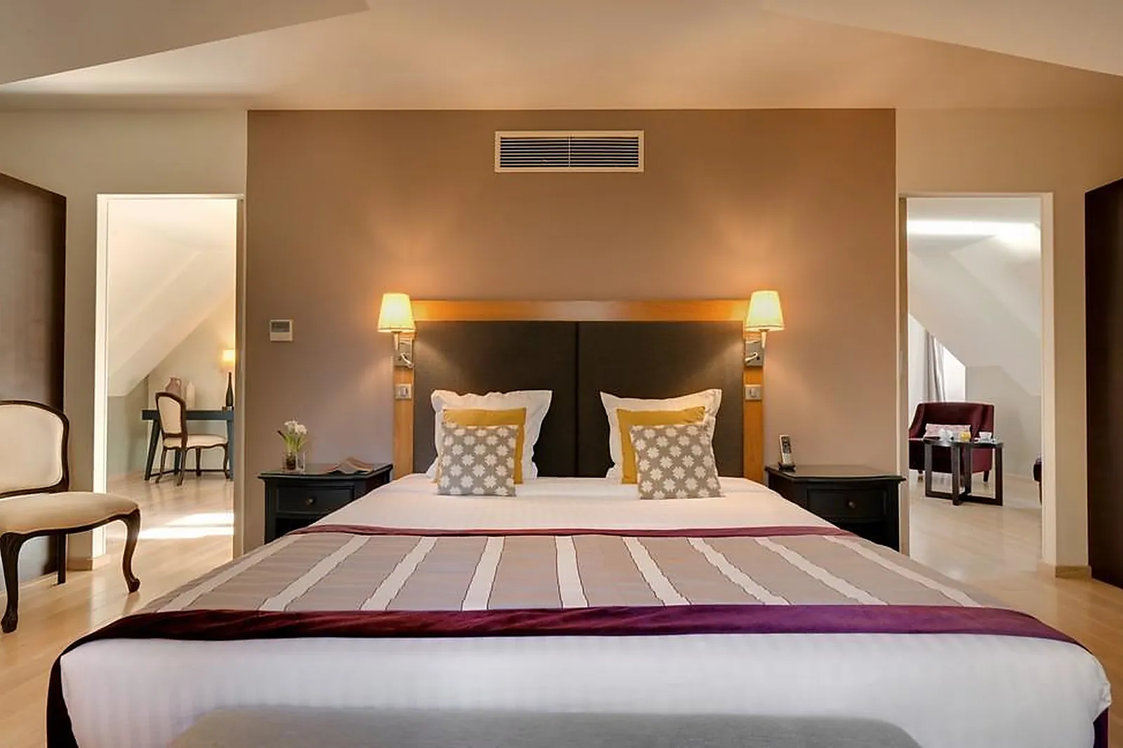 Lieux événementiels, CASTEL MAINTENON HOTEL RESTAURANT ET SPA