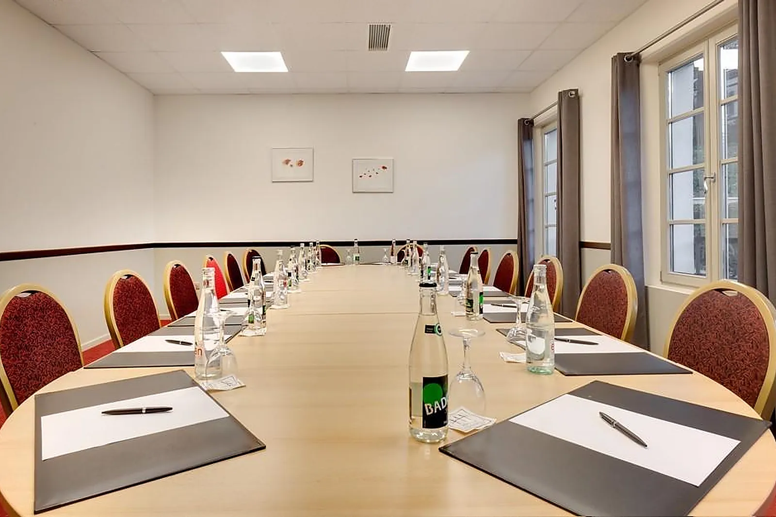 Lieux événementiels, CASTEL MAINTENON HOTEL RESTAURANT ET SPA