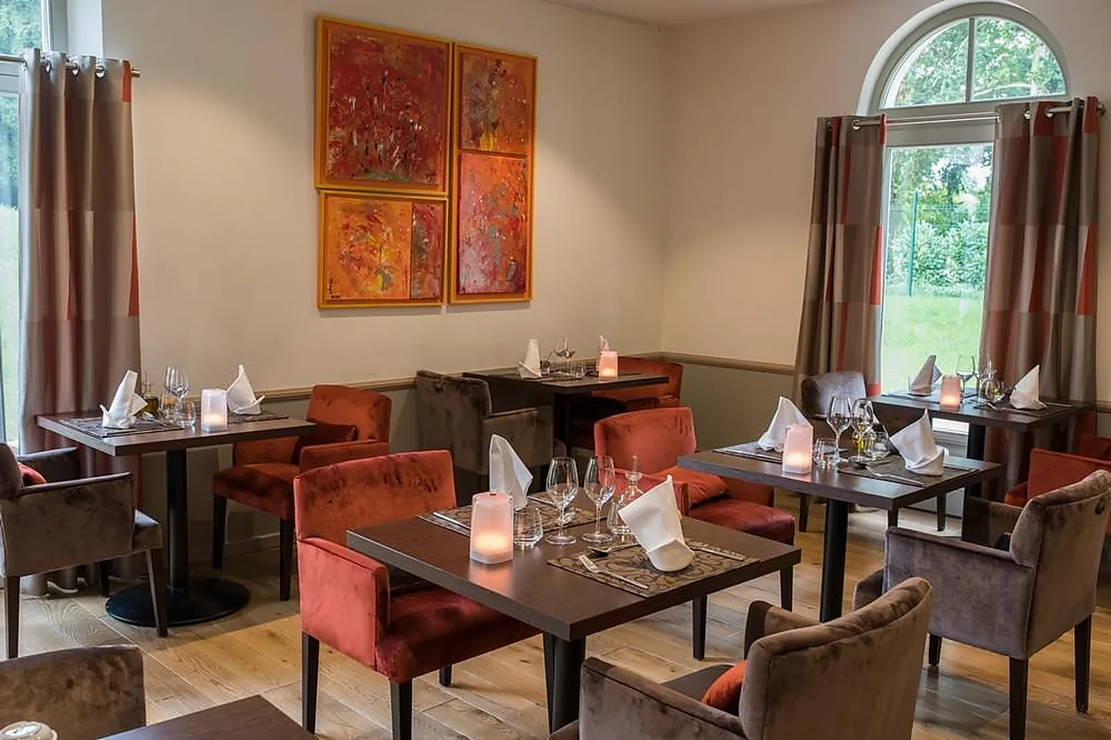 Lieux événementiels, CASTEL MAINTENON HOTEL RESTAURANT ET SPA