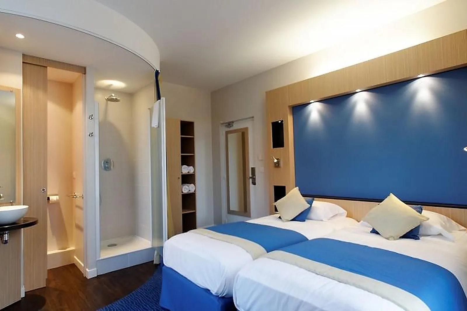 Lieux événementiels, CASTEL VICTORIA