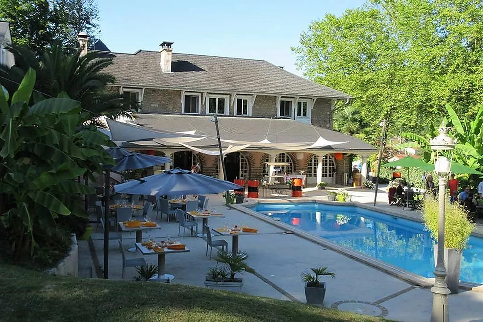 Lieux événementiels, CASTEL DU PONT D'OLY