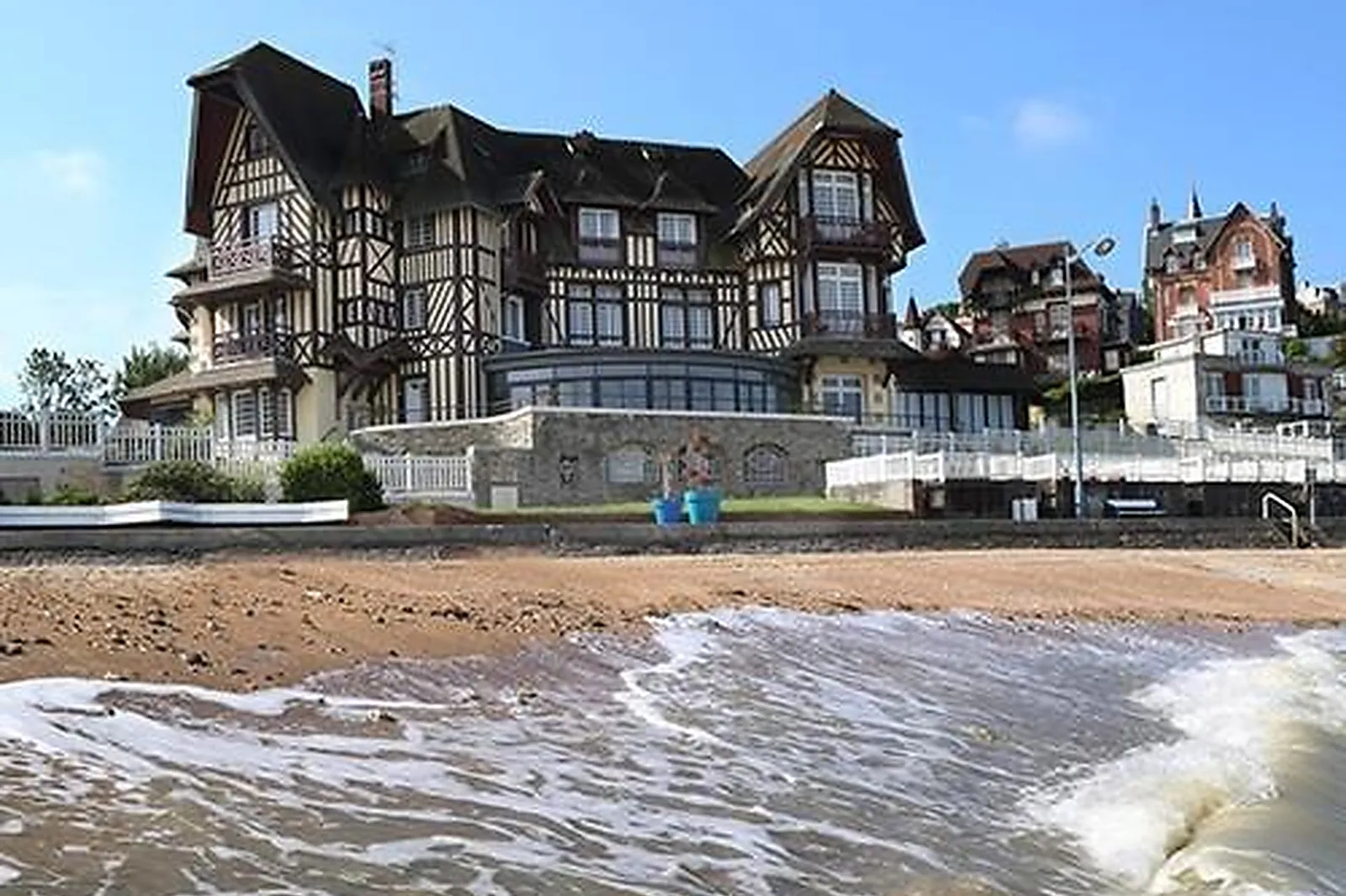 Lieux événementiels, CASTELLAMARE