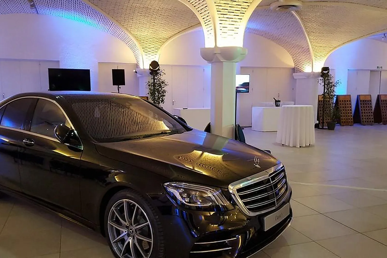 Lieux événementiels, CAVEAU CASTELNAU