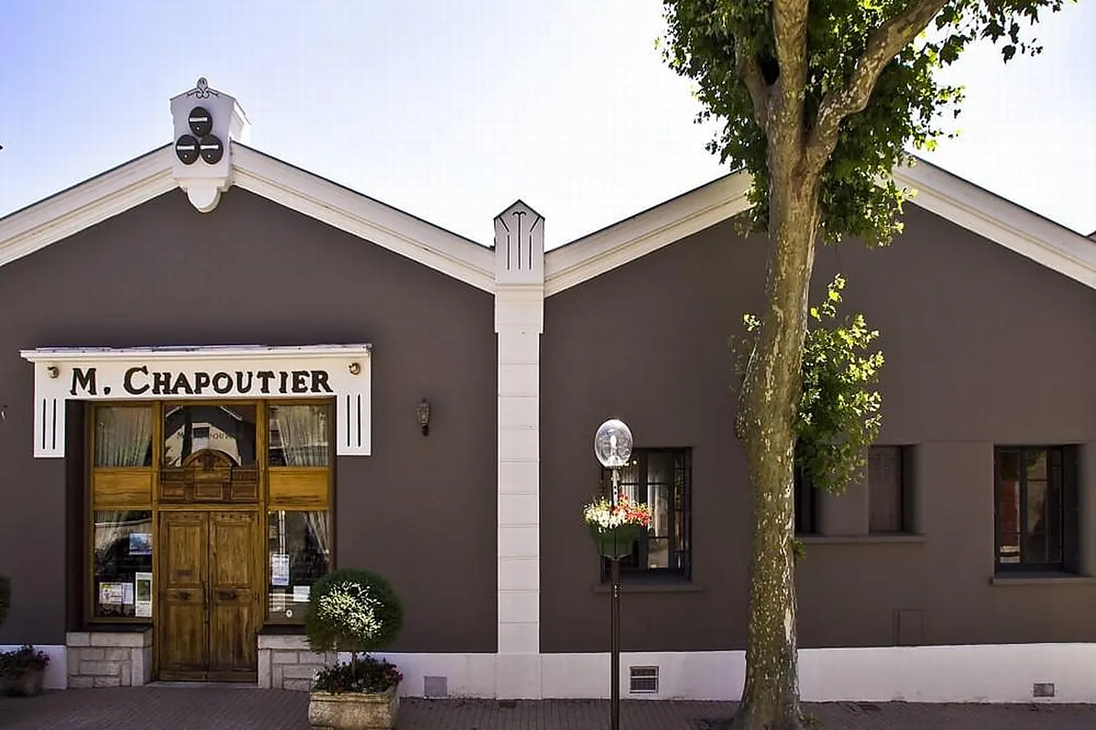 Lieux événementiels, CAVEAU CHAPOUTIER