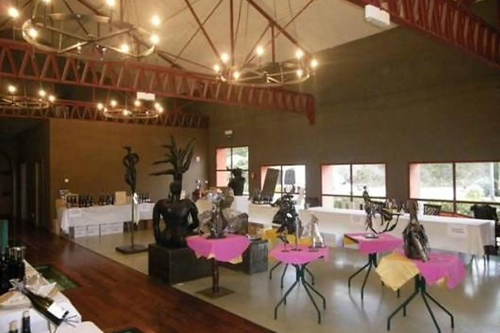 Lieux événementiels, CAVES DE COLLORGUES